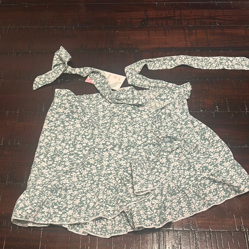 Green and White Flowy Skorts with Tie Waist